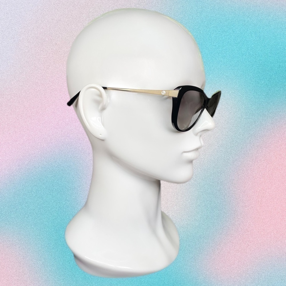 Giorgio Armani Sunglasses - Picture 14 of 16